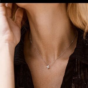 White gold plated 925 stainless steel 17 in floral pendant necklace dainty - new